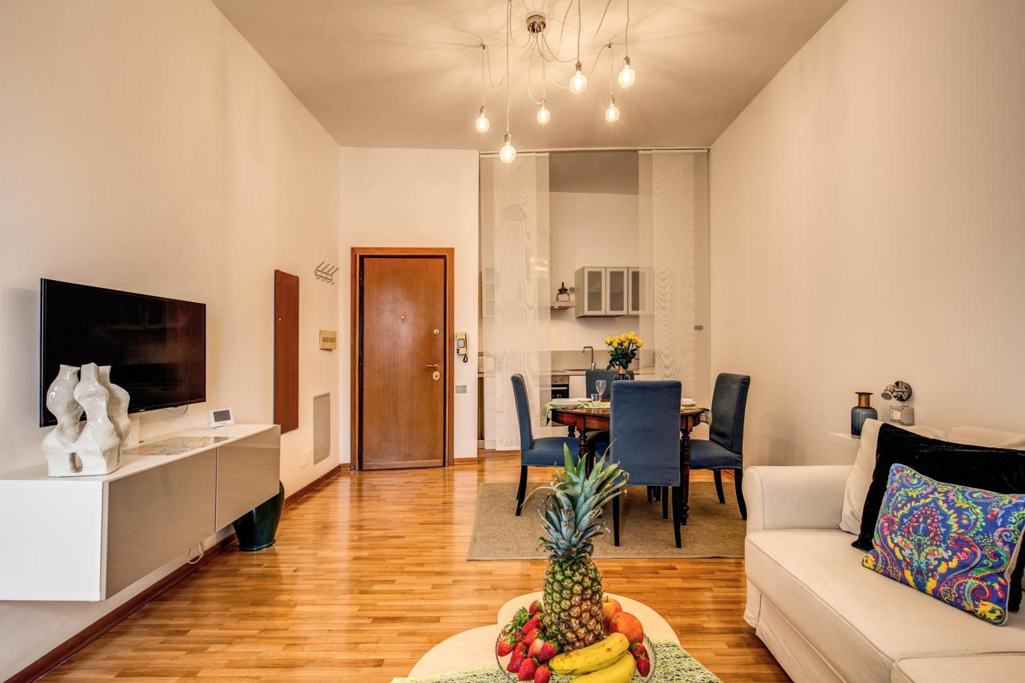 Elegant Apartment Behind The Colosseum Roma Exterior foto