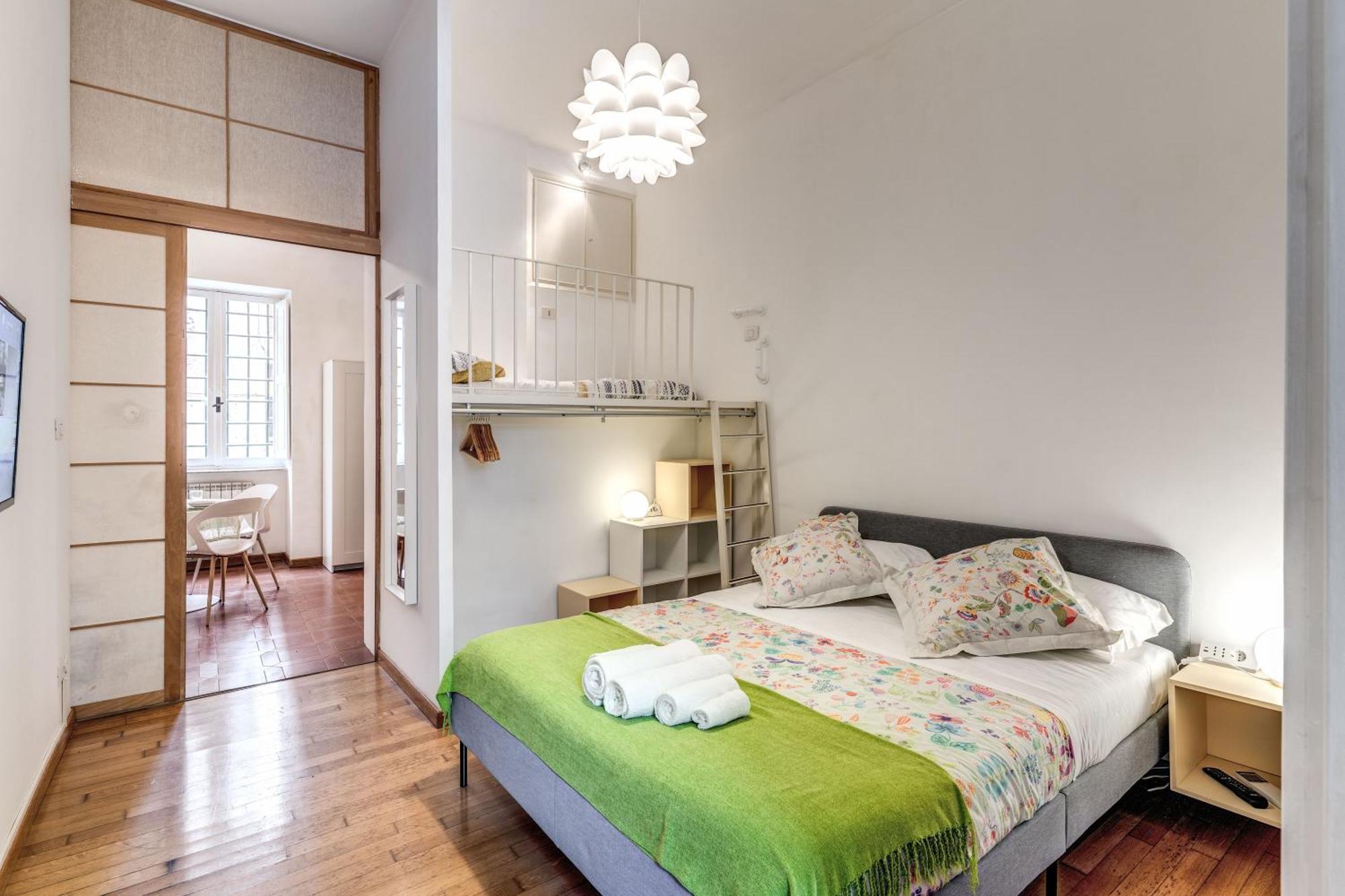 Elegant Apartment Behind The Colosseum Roma Exterior foto
